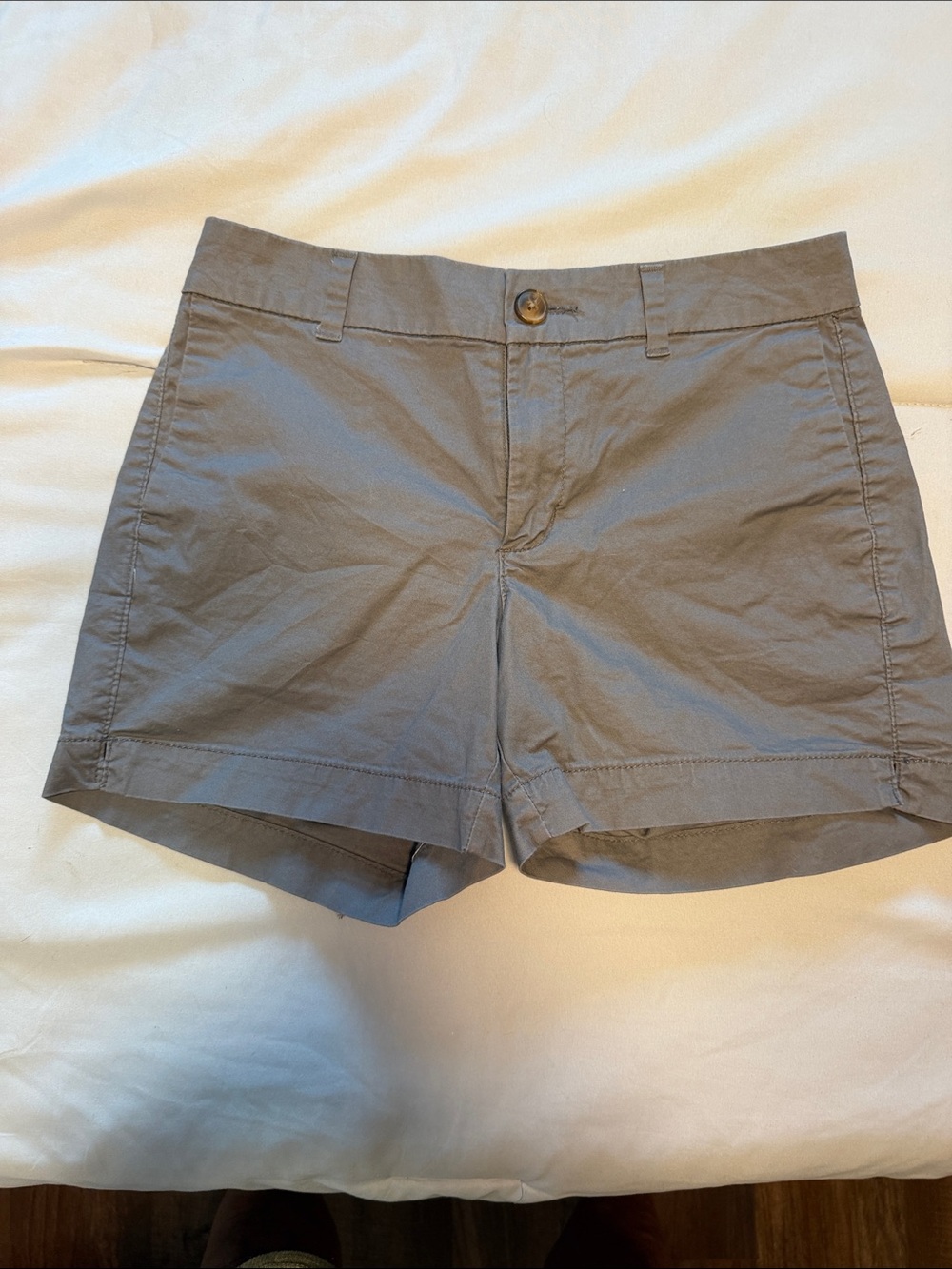 Old Navy Women's Gray Casual Bermuda Shorts